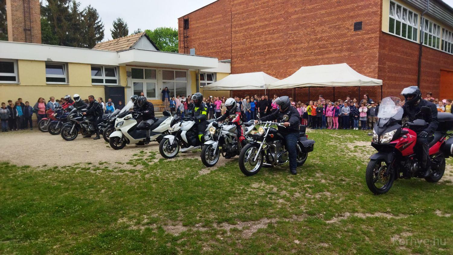 2022-05-06-motoros